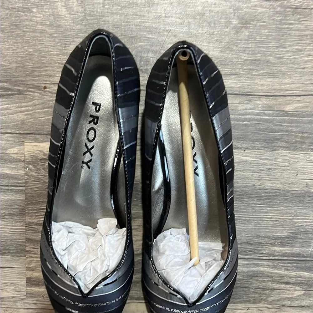PROXY Black Striped Women's Shoes